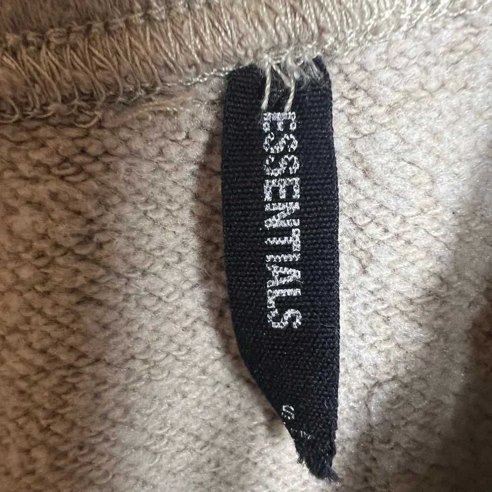 Fear of God Essentials Sweatpant Jogger Taupe Relaxed Streetwear Pockets